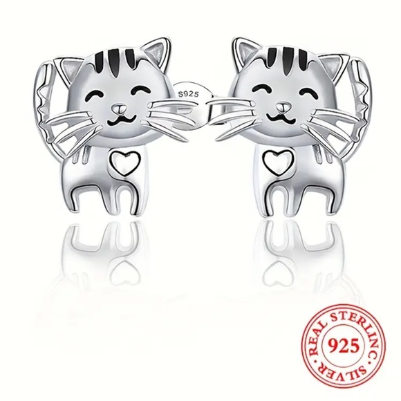 Whimsy_and_Rose Jewelry - Sterling Silver Cat Heart Stud Earrings